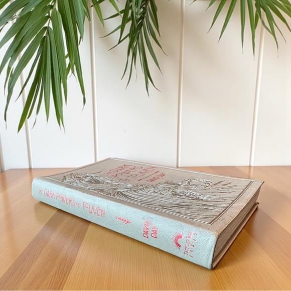 David Day Tolkien Flexibound Set – An Atlas & Dark Powers of Tolkien Illustrated - Picture 3 of 16